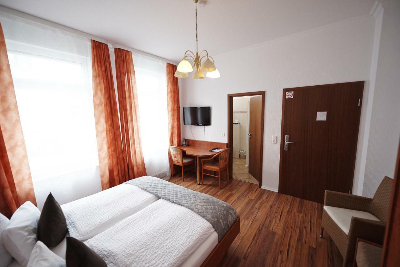 Hotel Wurster Kroog بريمرهافن المظهر الخارجي الصورة